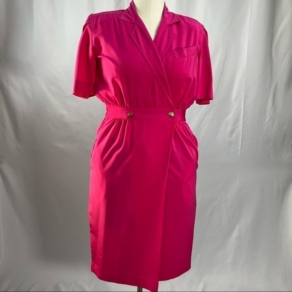 Ms. Chaus vintage dress with removable shoulder pads. - Picture 1 of 15